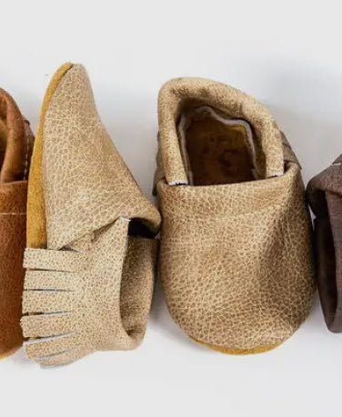 Starry Knight Design - Moccasins Baby Infant & Toddler Shoes: 3 (9m) 4.75 / Latte (Tan)