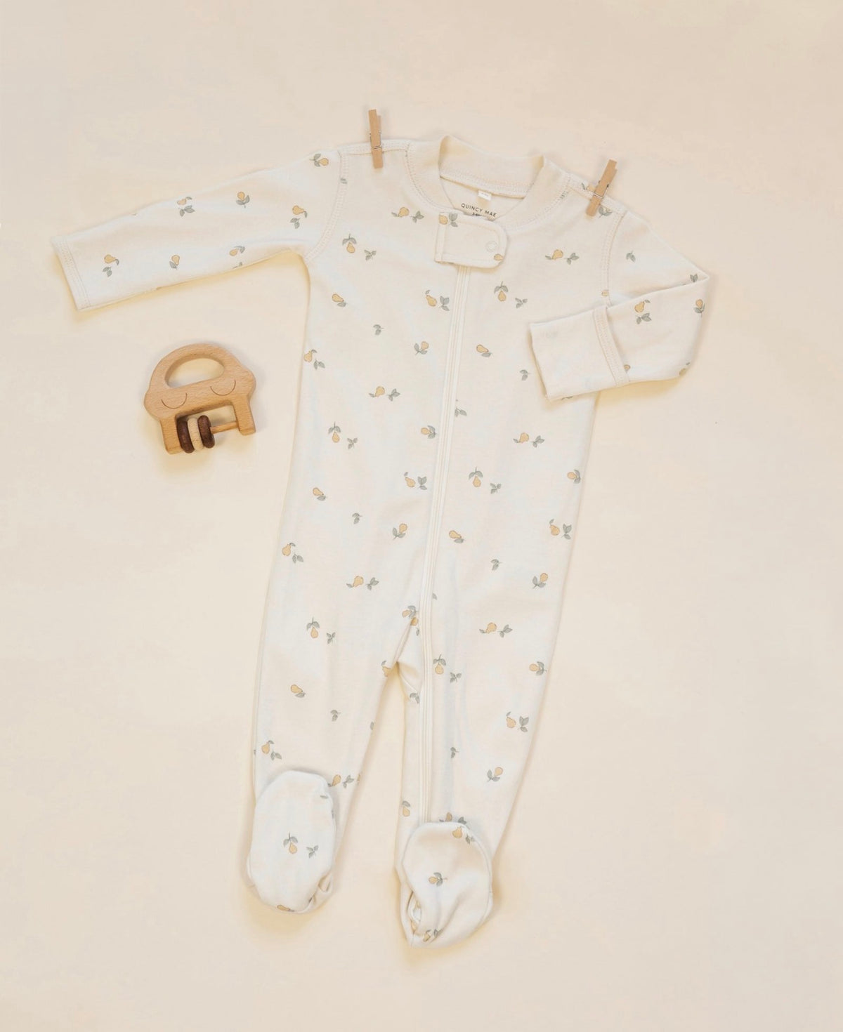 Quincy Mae - Zip Long Sleeve Sleeper Footie - Pears