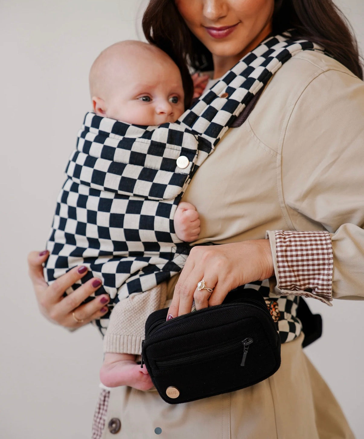 Mabē - The Monarch Accessory Bag - Ebony