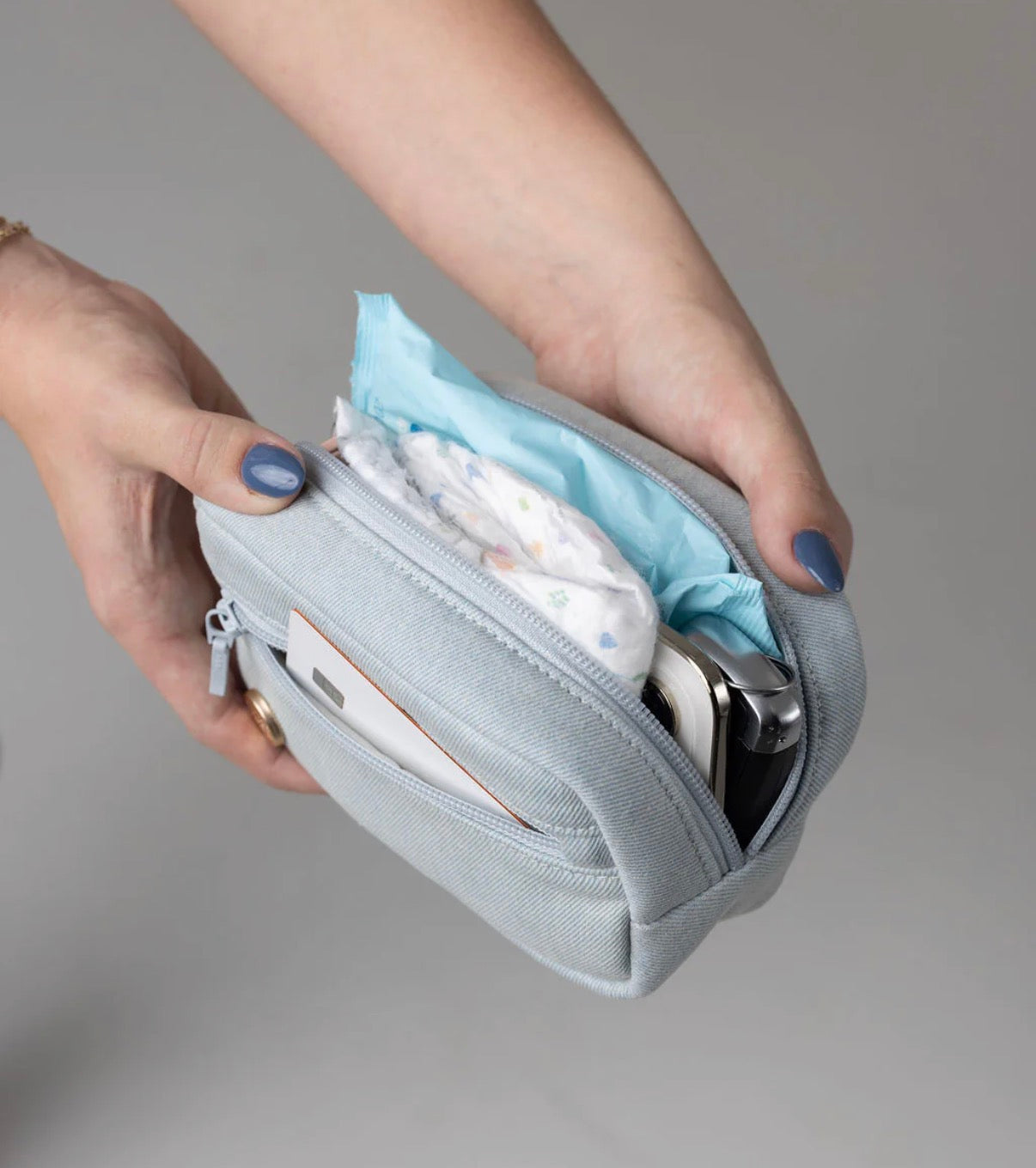 Mabē - The Monarch Accessory Bag - Dream Wash Denim