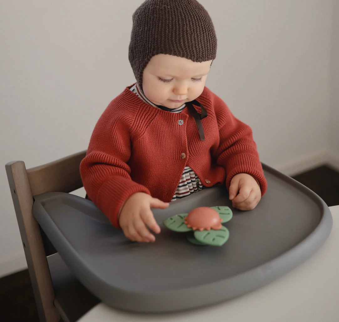 Mushie - Suction Spinner Toy