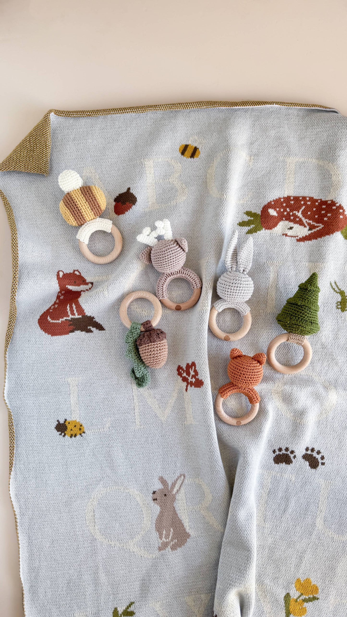 The Blueberry Hill - Teether Bee Cotton Crochet Rattle Spring Summer Baby Toy
