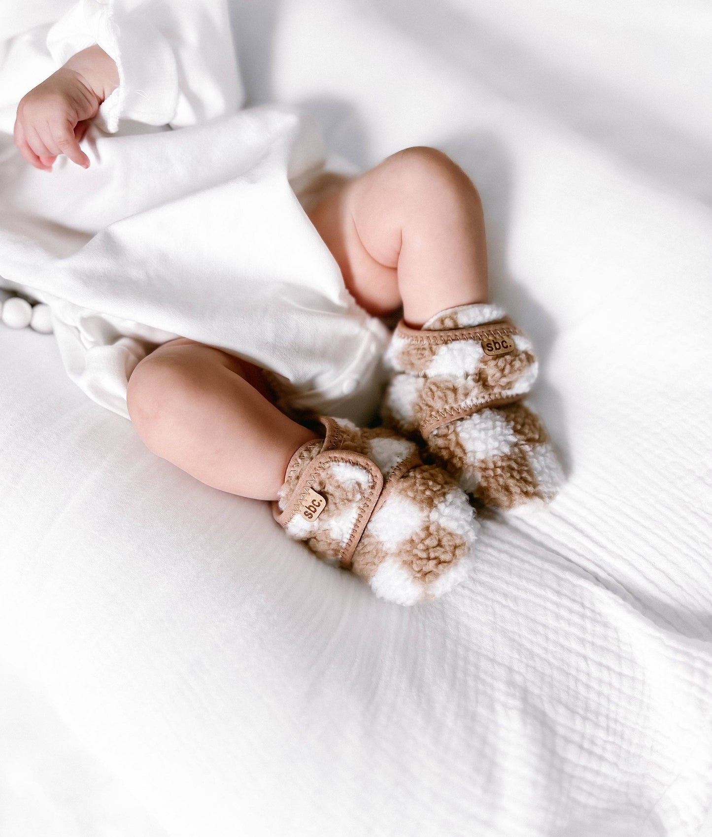 Shore Baby Co. - The Newborn Sherpa Bootie — Camel + White Checkered