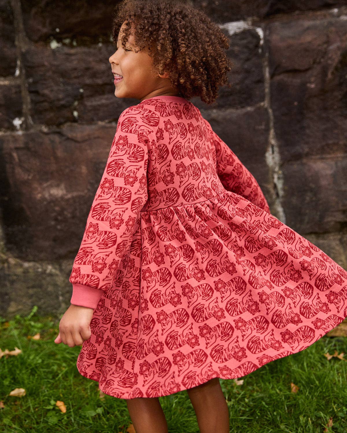 Lewis - Sweatshirt Dress - Tiger | Spice