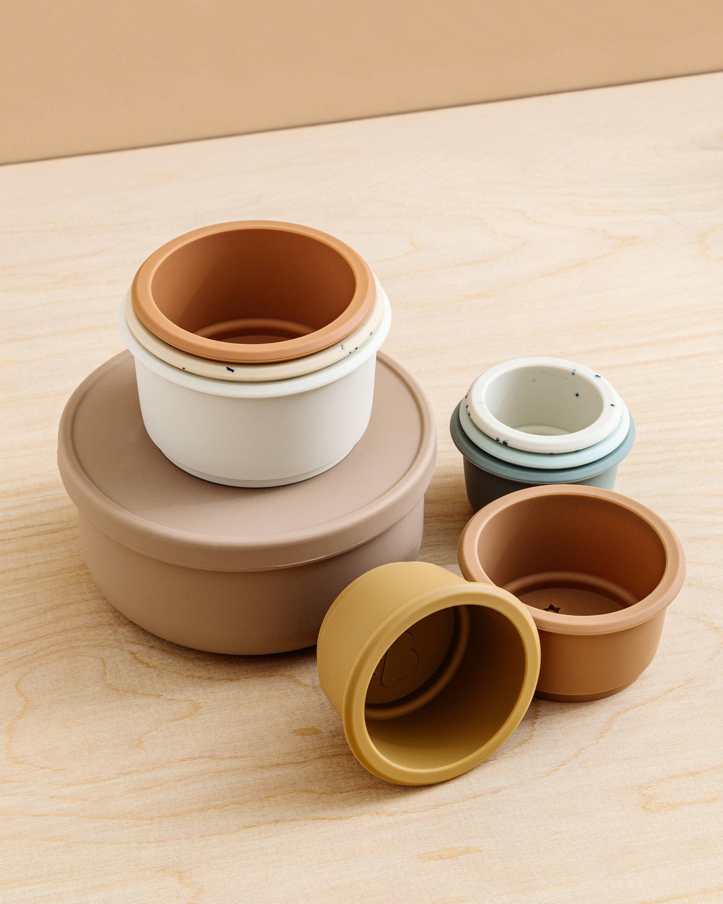 MAISON RUE LLC. - Stacking Cups