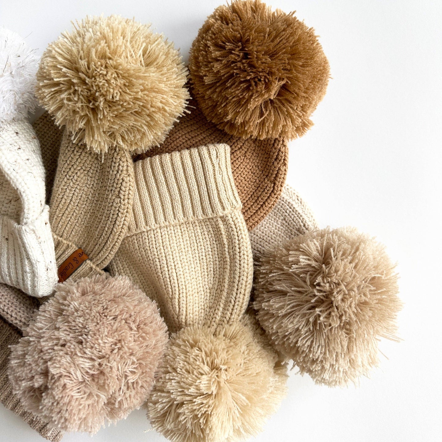 OLIVE & CRADLE - Cotton Pom Beanie