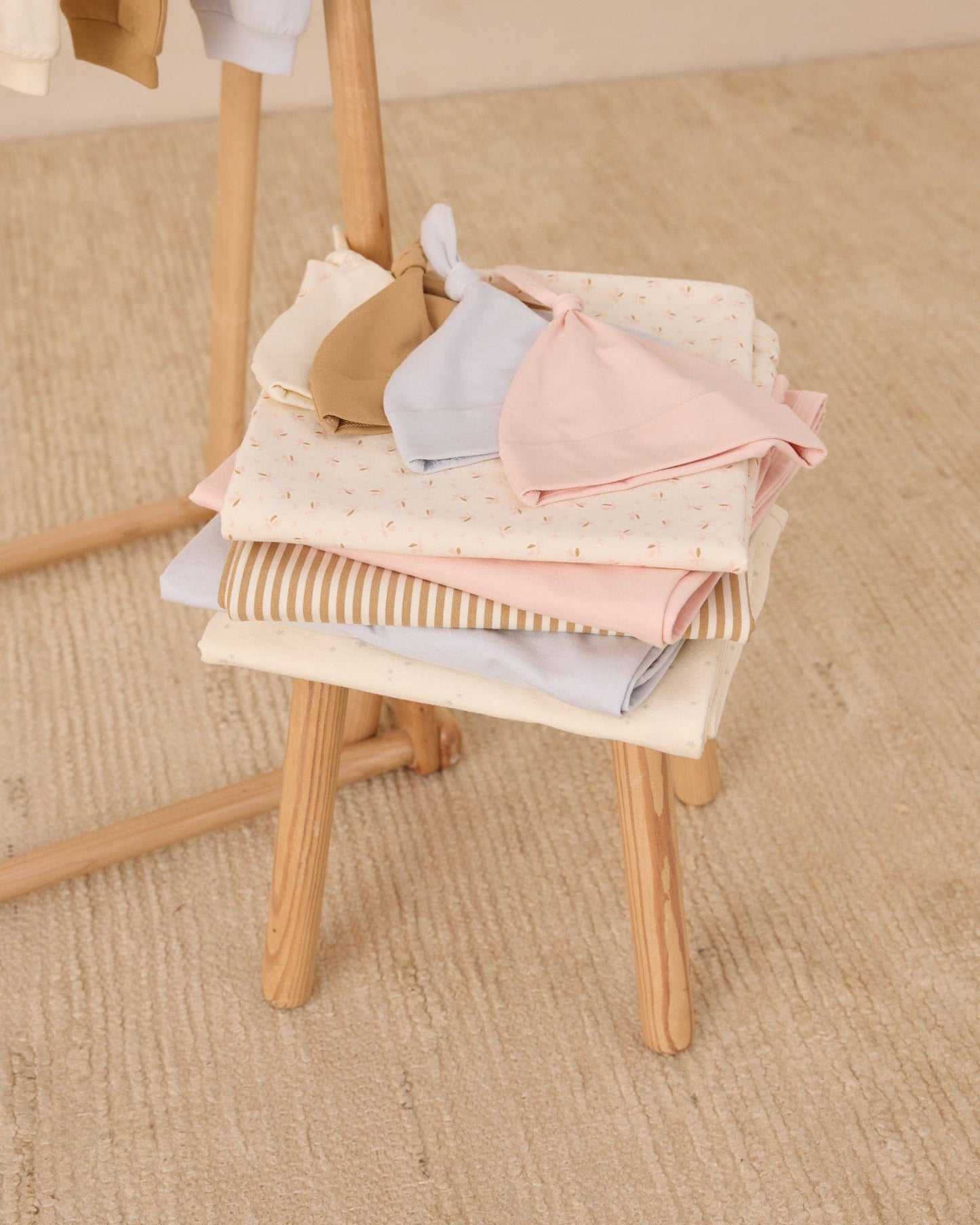 Quincy Mae - Baby Swaddle || Honey Stripe