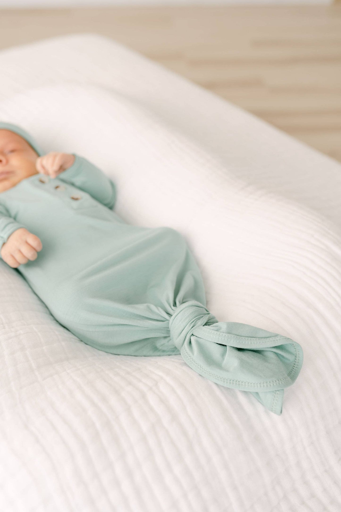 Stroller Society - Newborn Knotted Baby Gown and Hat Sets - Baby Clothing