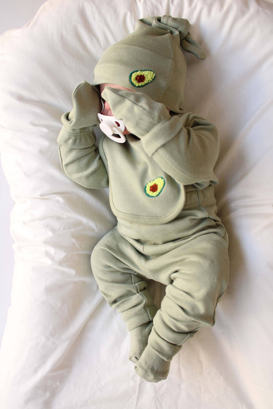 Honey and Hive - Avocado Patterned 5 Piece Newborn