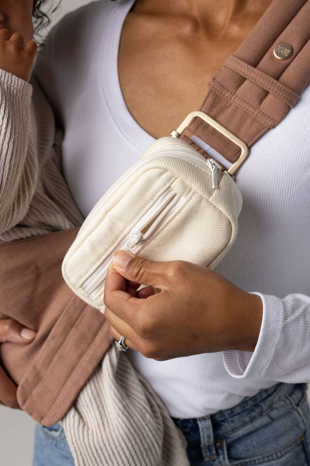 Mabē Baby Carriers - The Monarch Accessory Bag - Natural Ivory
